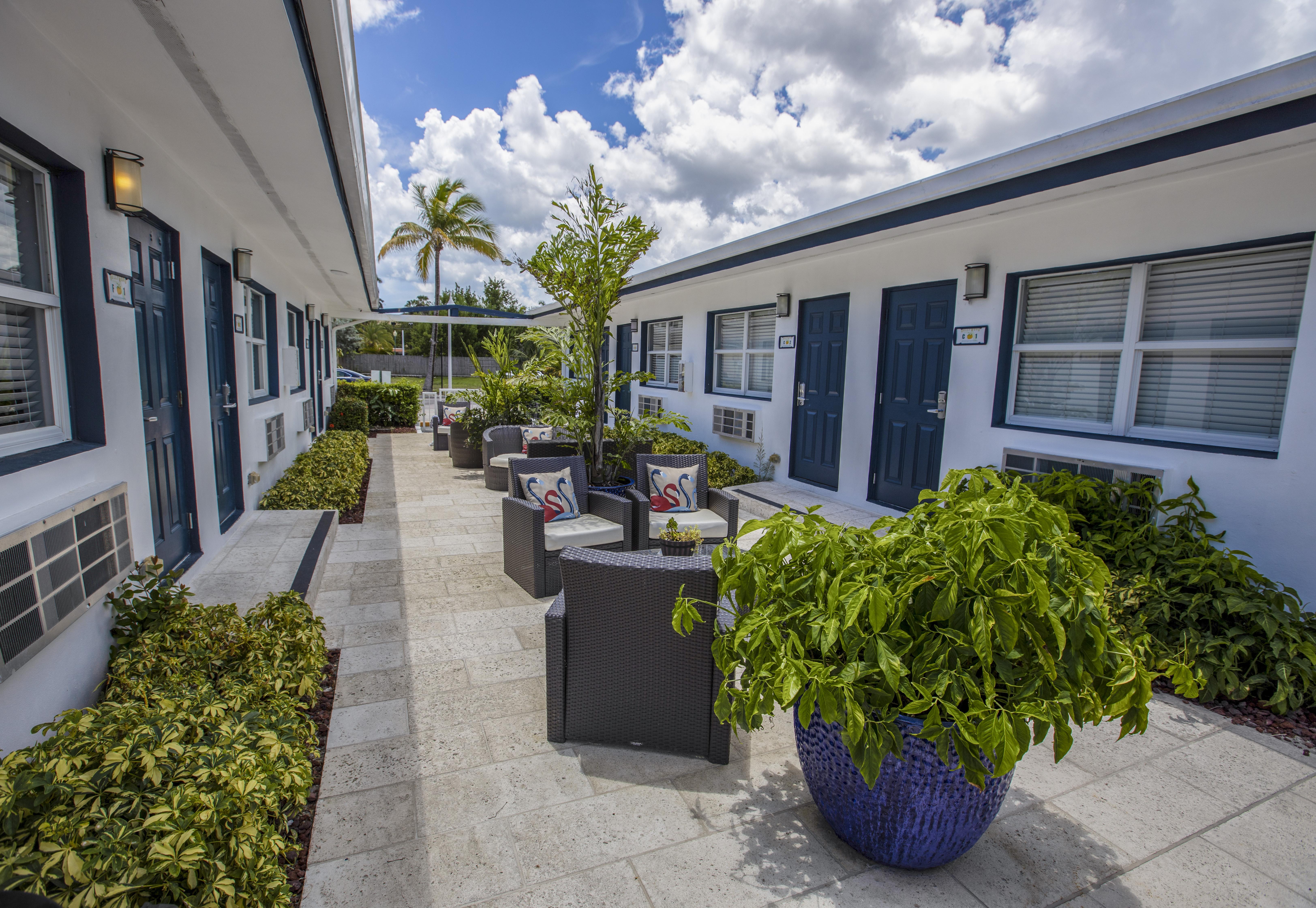 Hollywood Beach Suites And Hotel Exterior foto